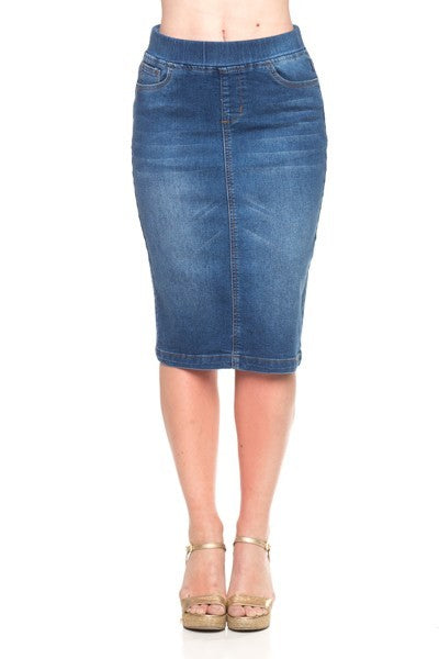 Women's Juniors High Waisted Shaping Pull-On Stretch Denim Mid Length Skirt in Indigo Size L - L,Juniors,Washed Indigo